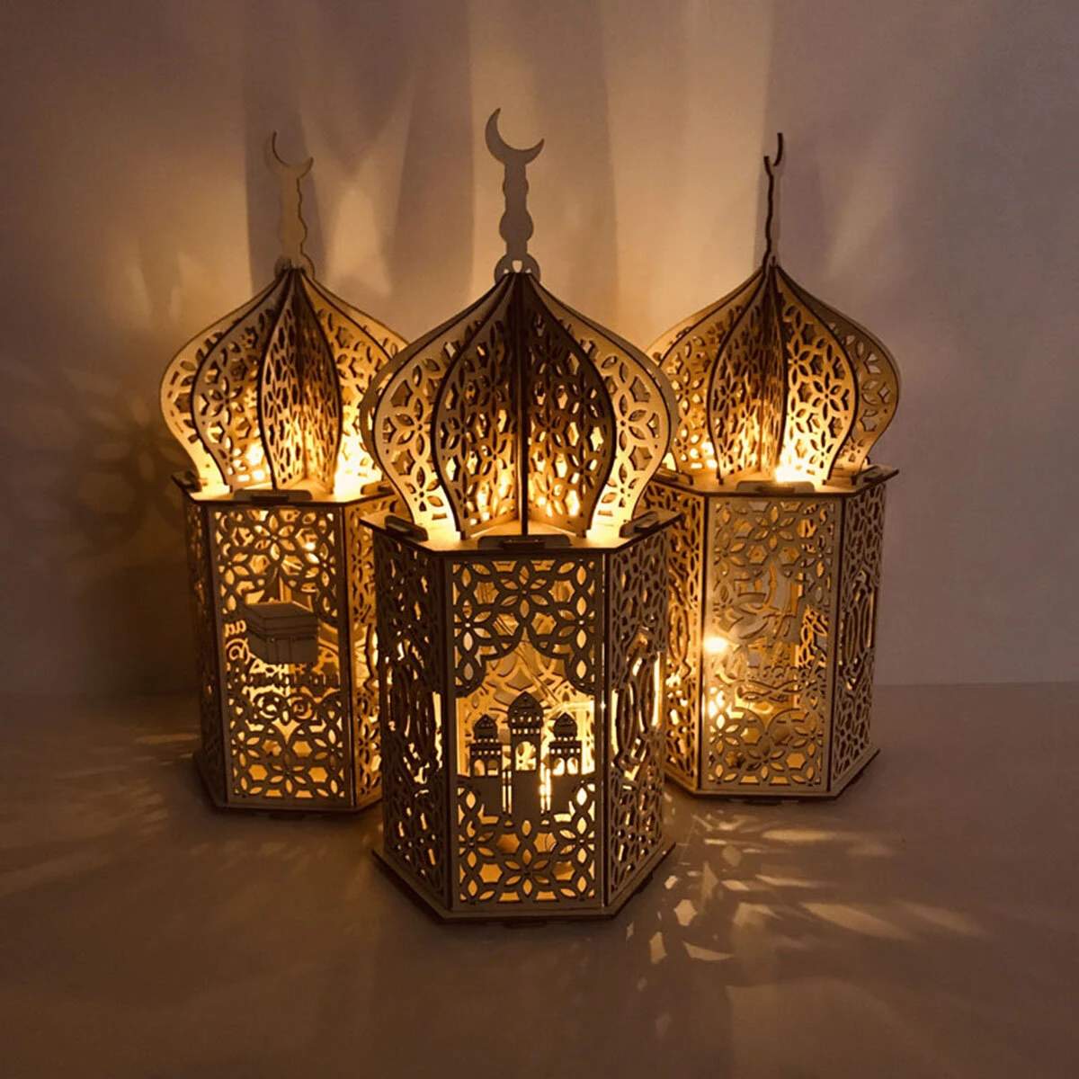 فانوس ليلي LED خشبي ذهبي لعيد رمضان مبارك - إضاءة ديكور من خشب الزيزفون